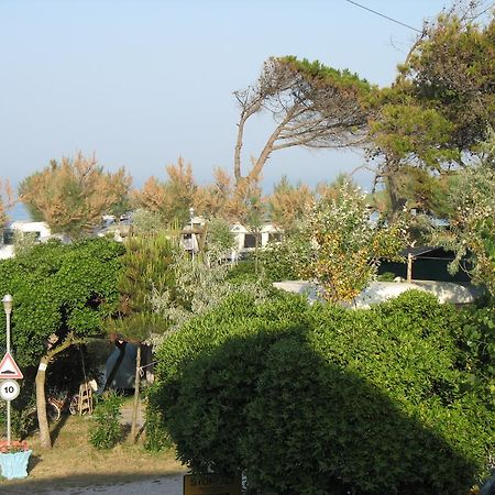 Camping La Pineta Porto Recanati Exterior photo