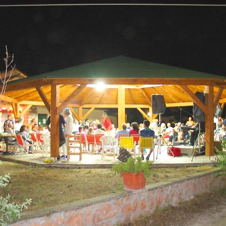 Camping La Pineta Porto Recanati Exterior photo