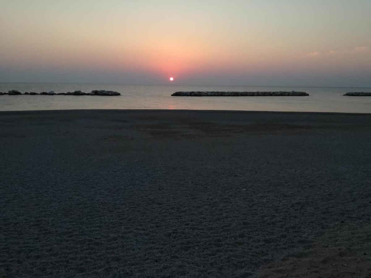 Camping La Pineta Porto Recanati Exterior photo