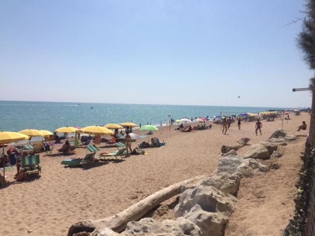 Camping La Pineta Porto Recanati Exterior photo
