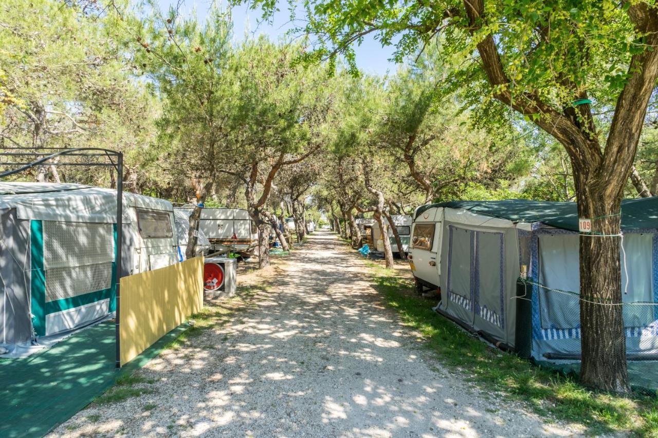 Camping La Pineta Porto Recanati Exterior photo